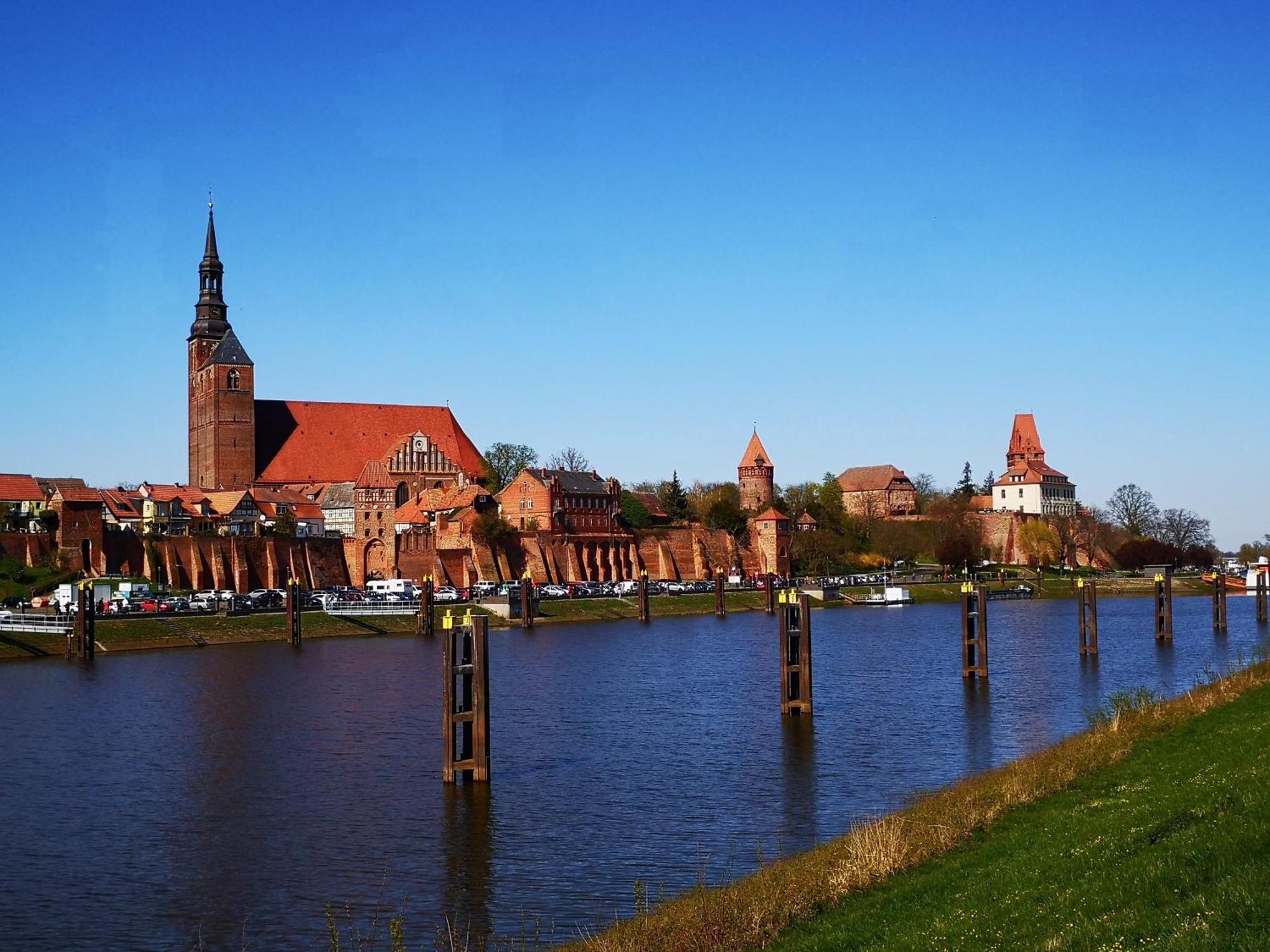 Fewo Augusta Tangermünde Exterior foto